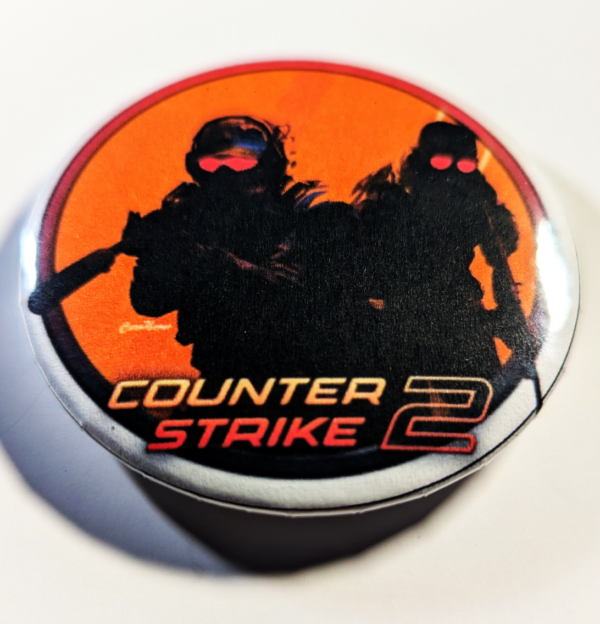 Значка Кръгла с Counter Strice 2 Logo